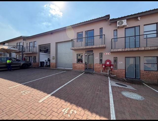 146M² WAREHOUSE FOR SALE IN BARBEQUE DOWNS